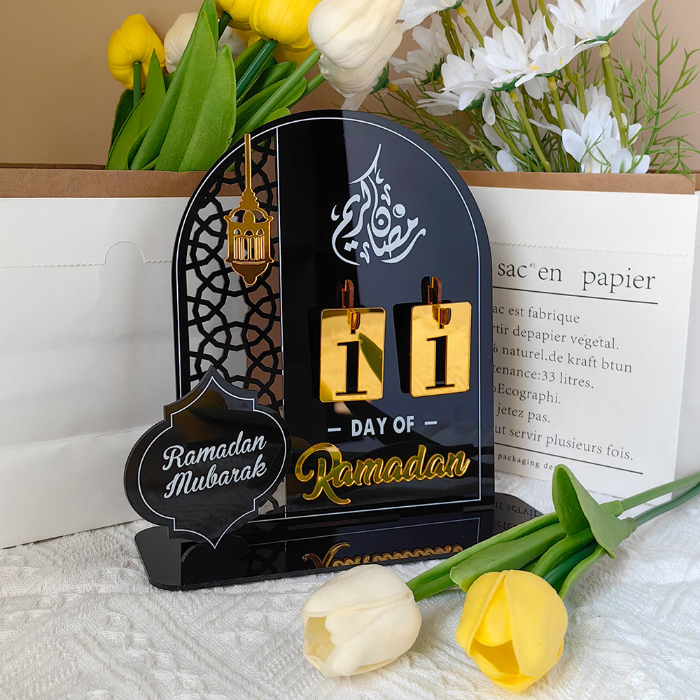 3D Golden Moon Ramadan Table Ornament Black + Gold