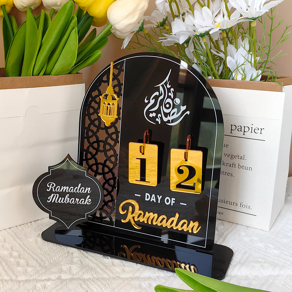 3D Golden Moon Ramadan Table Ornament Black + Gold