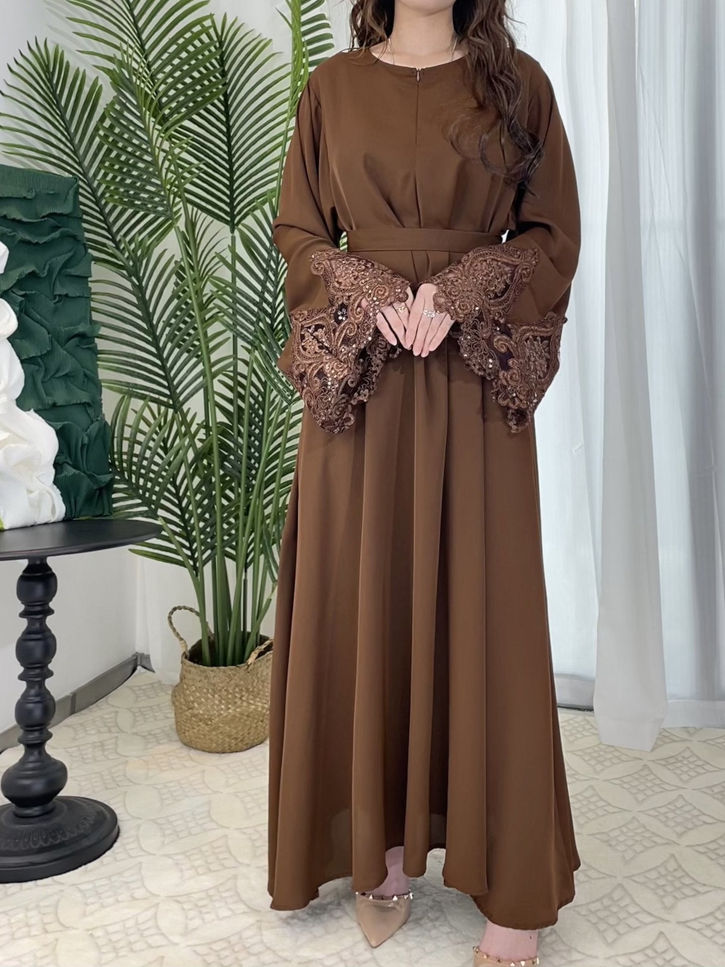 Solid Color Floral Lace Abaya