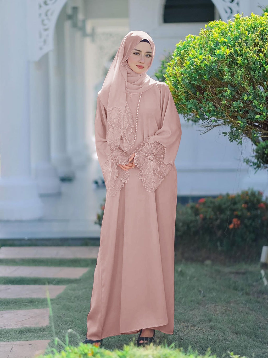Flora Sleeve Soli Abaya