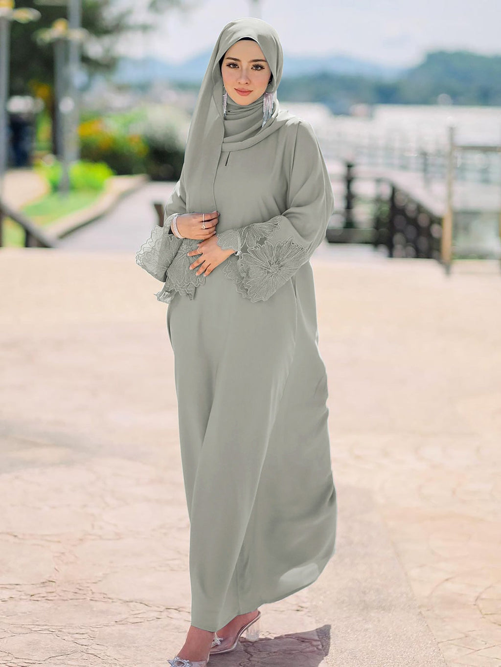 Flora Sleeve Soli Abaya