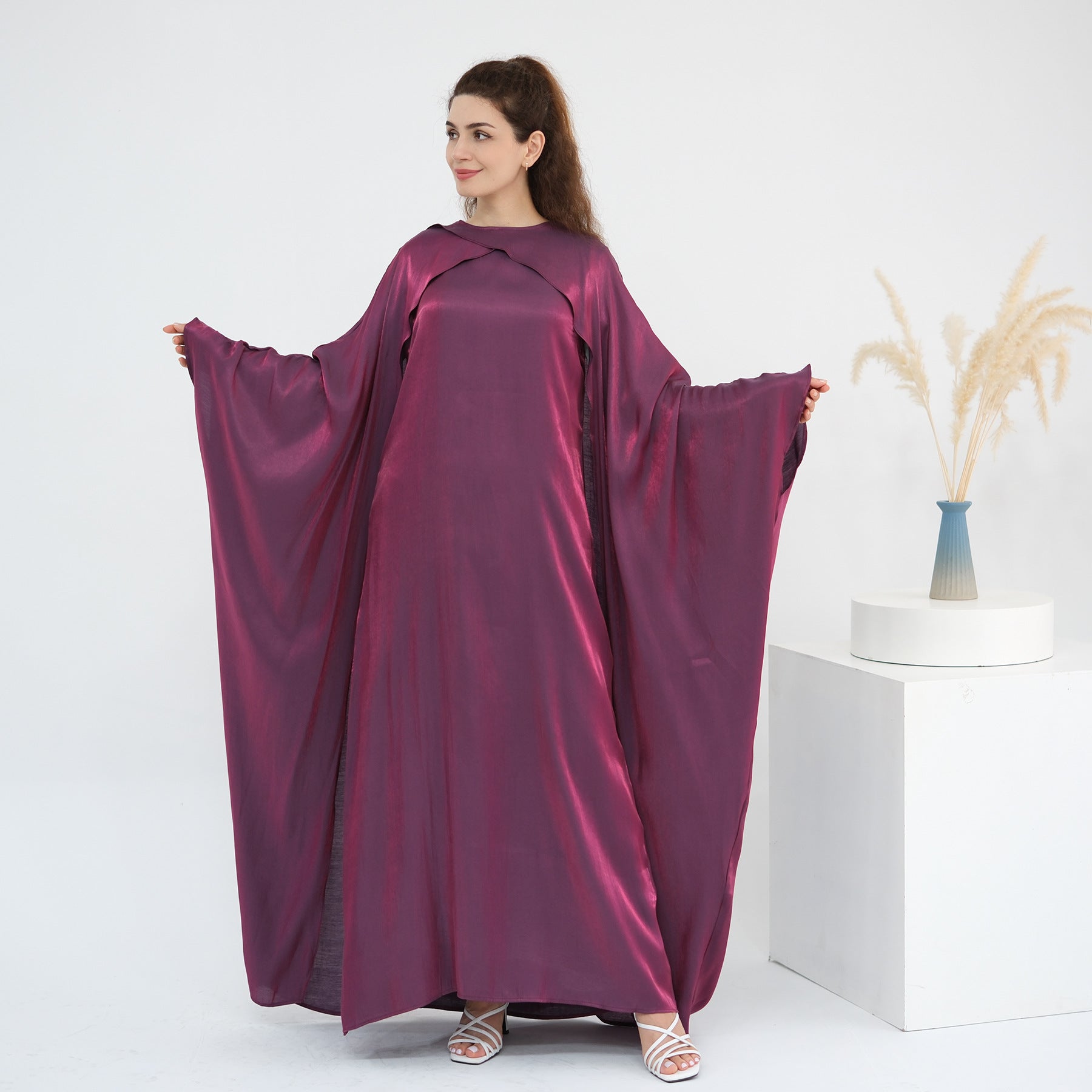 Solid Color Beaded Elegant Long Robe Abaya