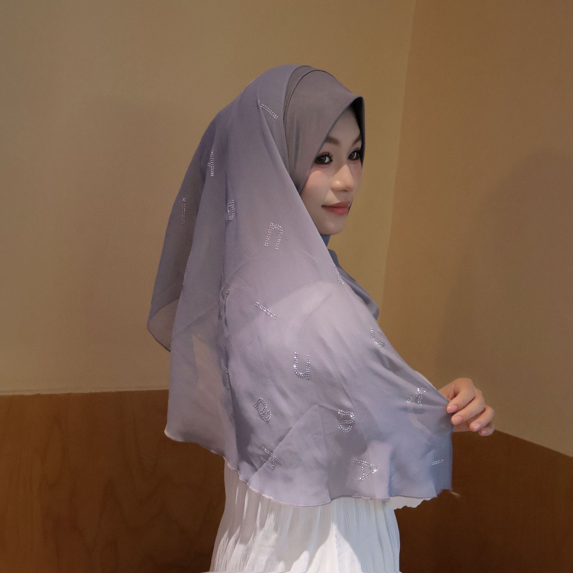 Chiffon Rhinestone Letter Half-Round Hijab
