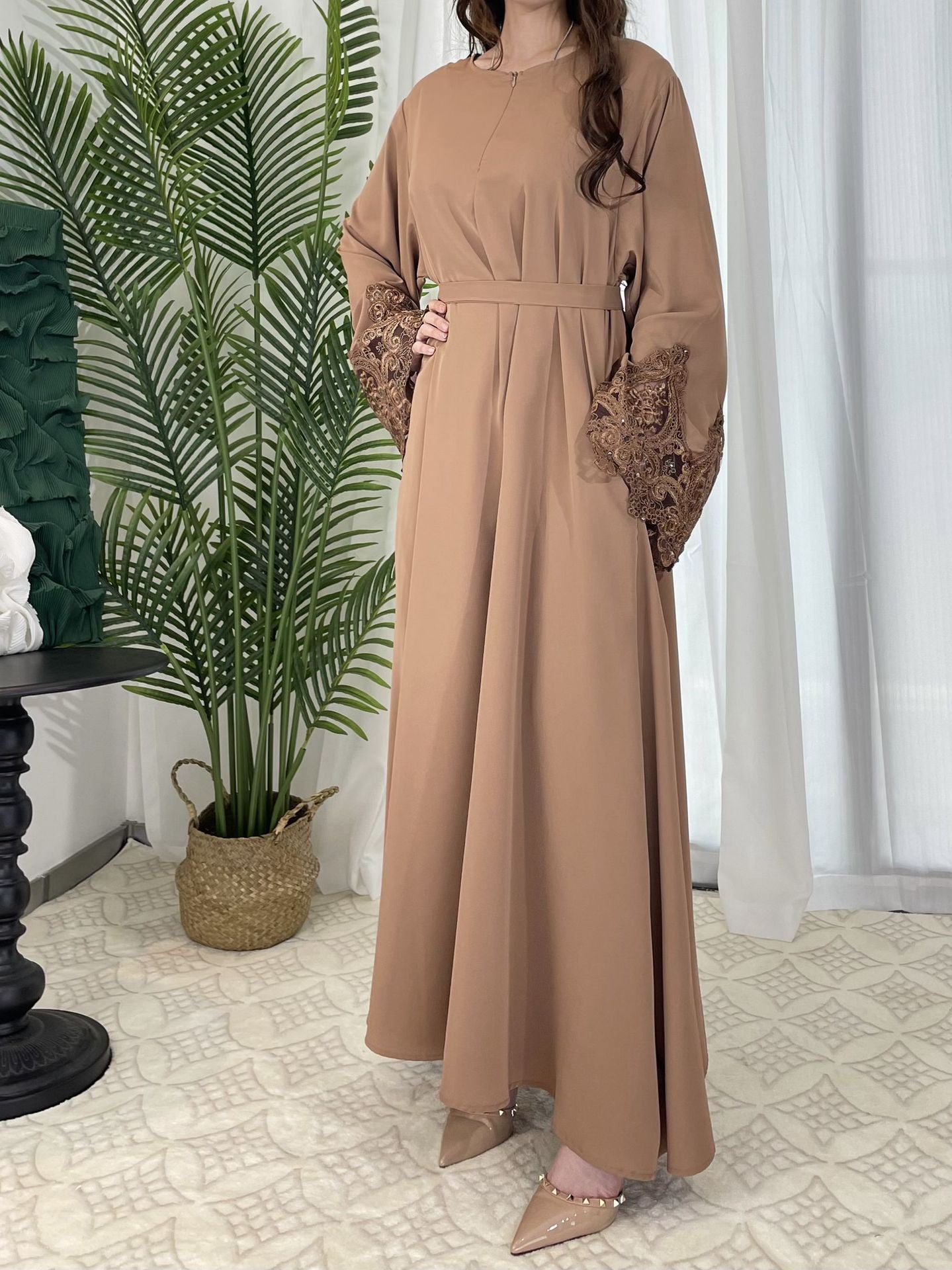 Solid Color Floral Lace Abaya