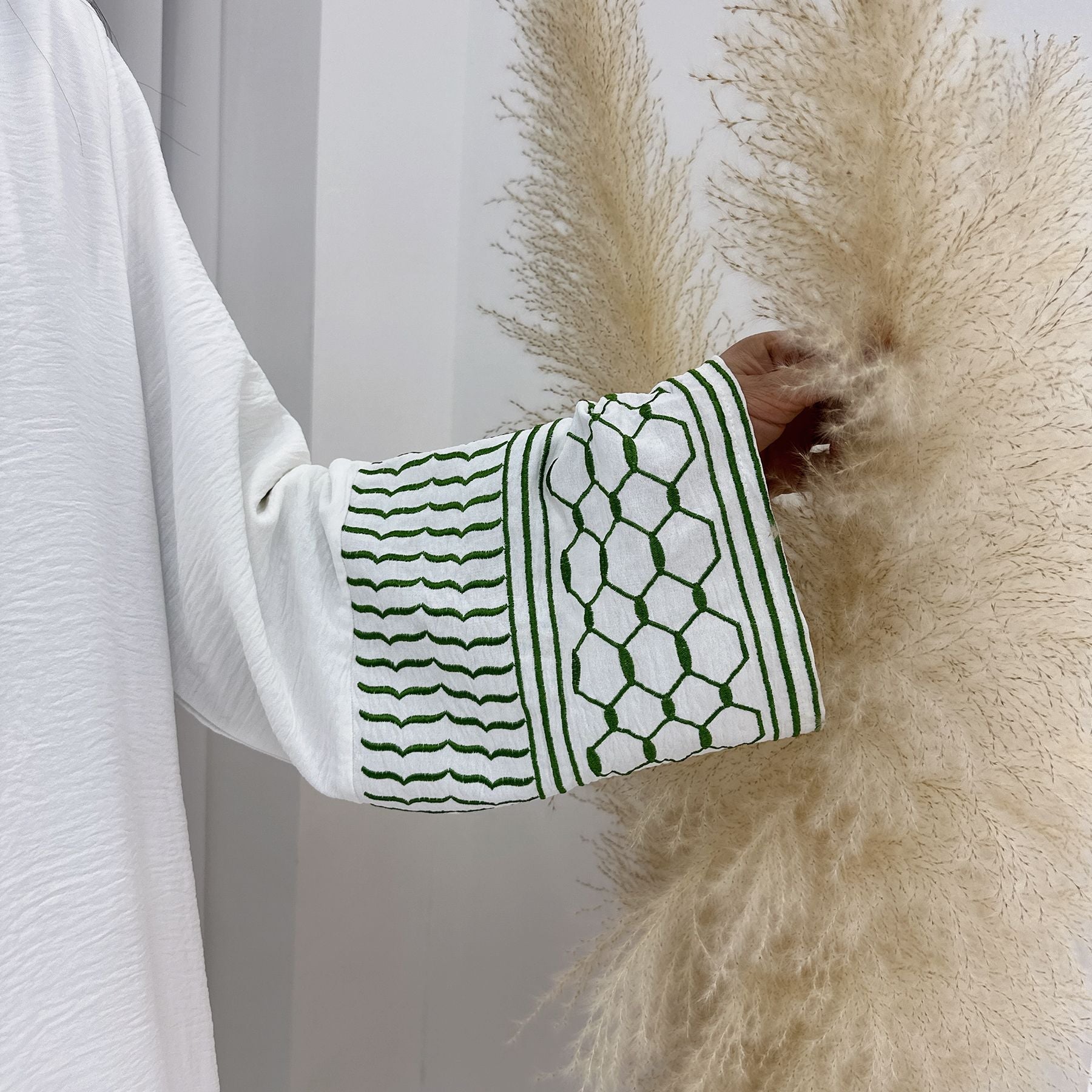 Exquisite Geometric Shapes Abaya