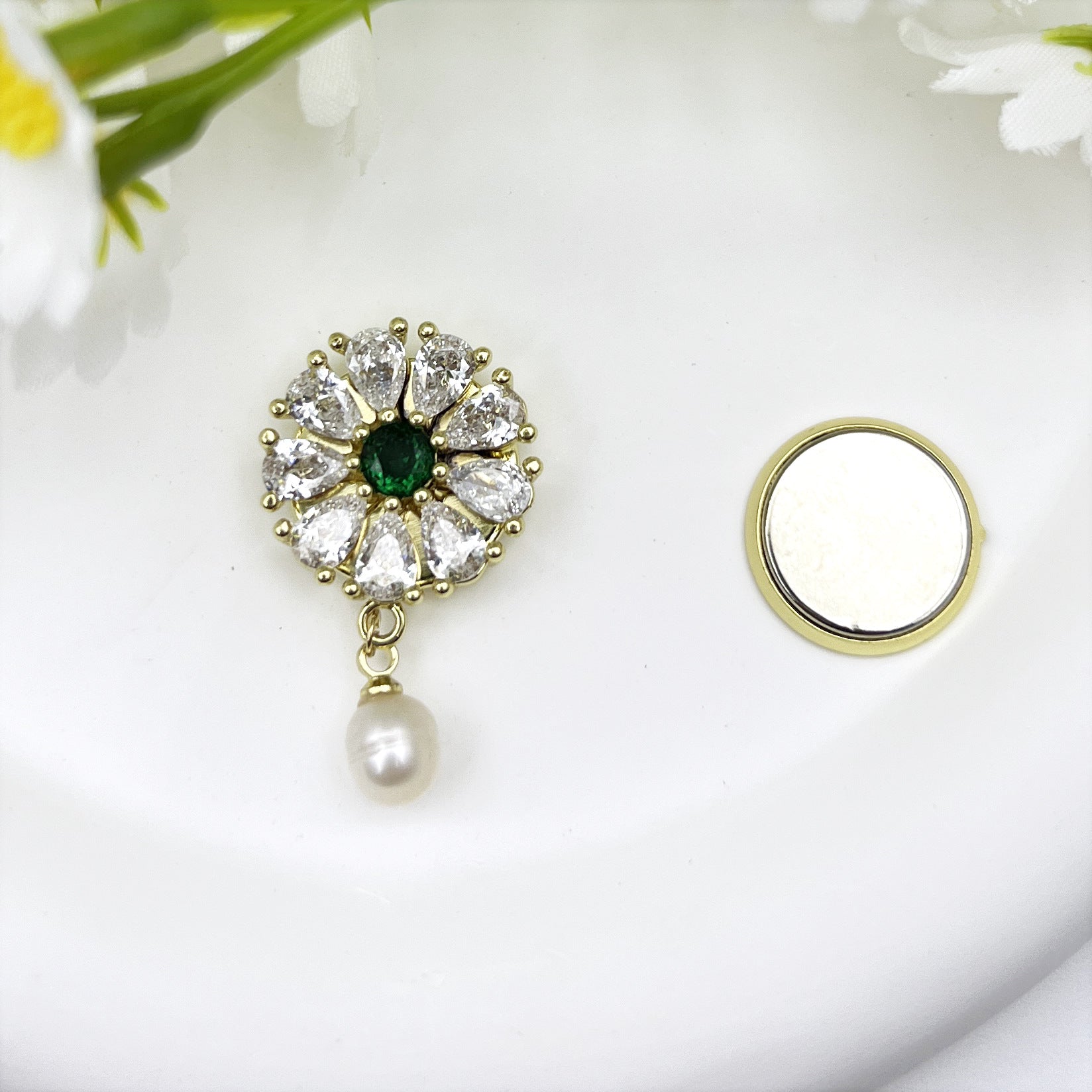 Teardrop Magnetic Pins