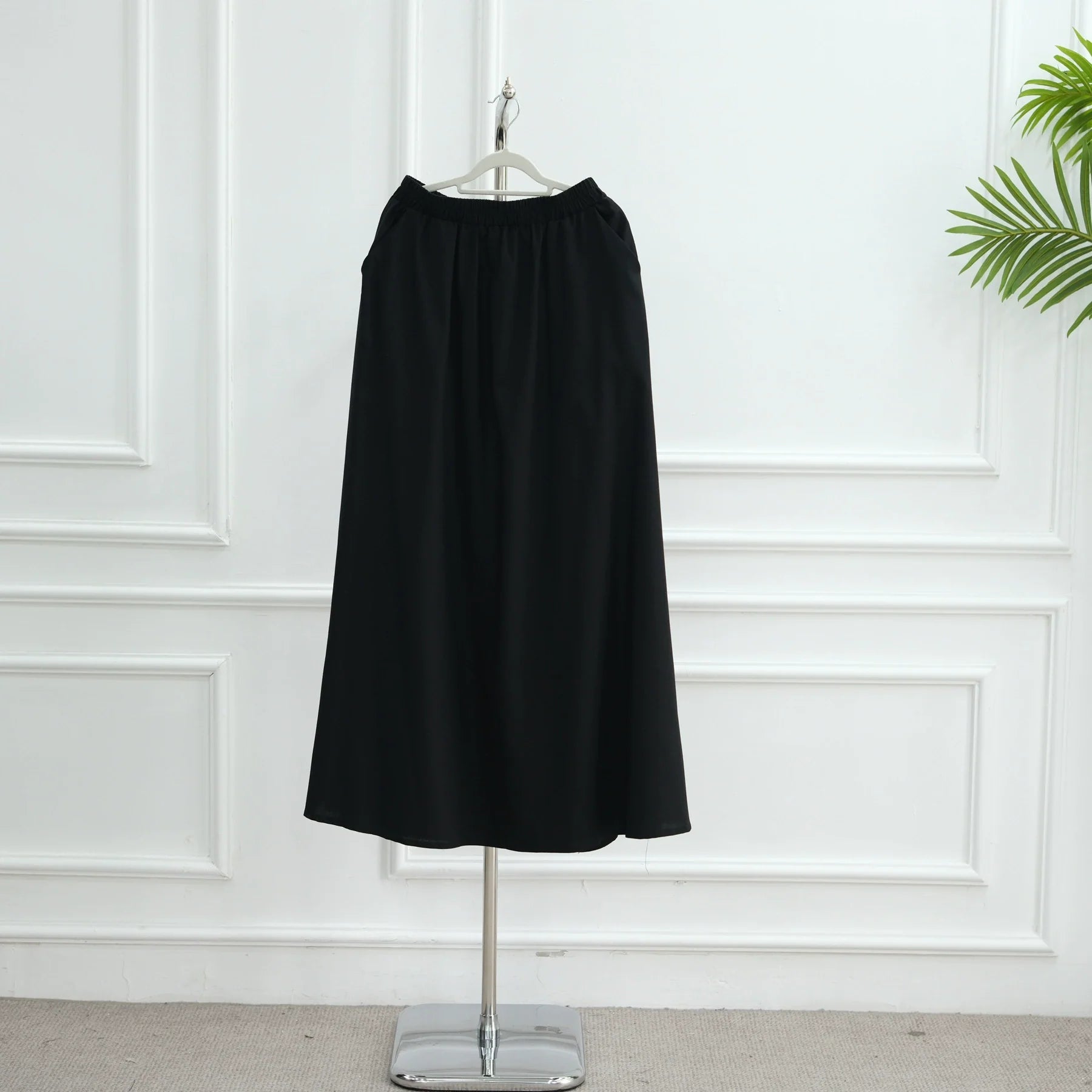 Elegant Top Paired with Fashionable Skirt Abaya