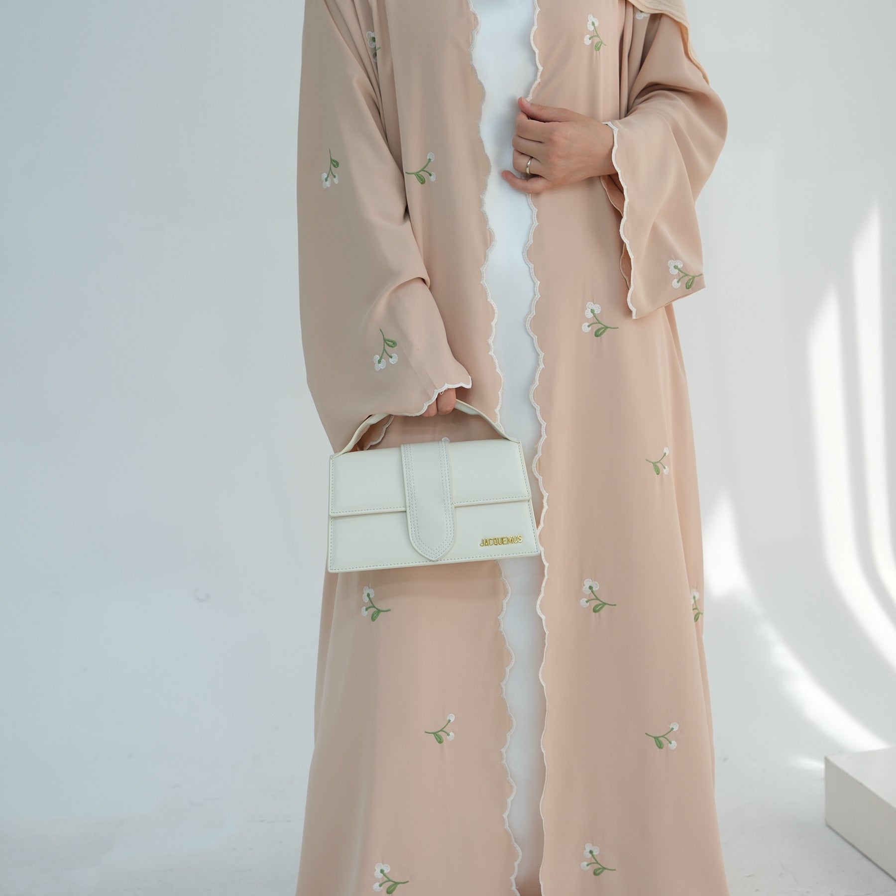 Flower Embroidery Elegant Lace Abaya