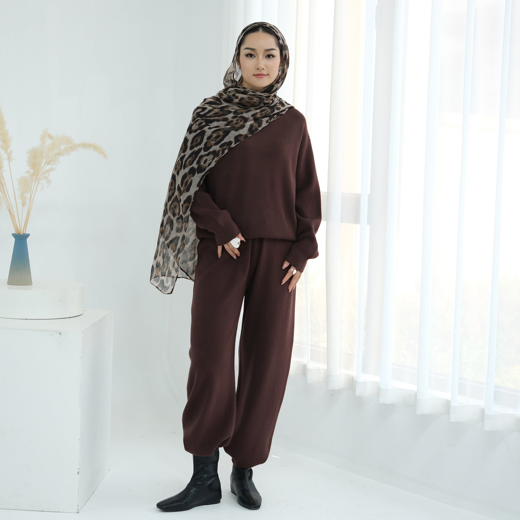 2 Pcs Knitted Pants Set