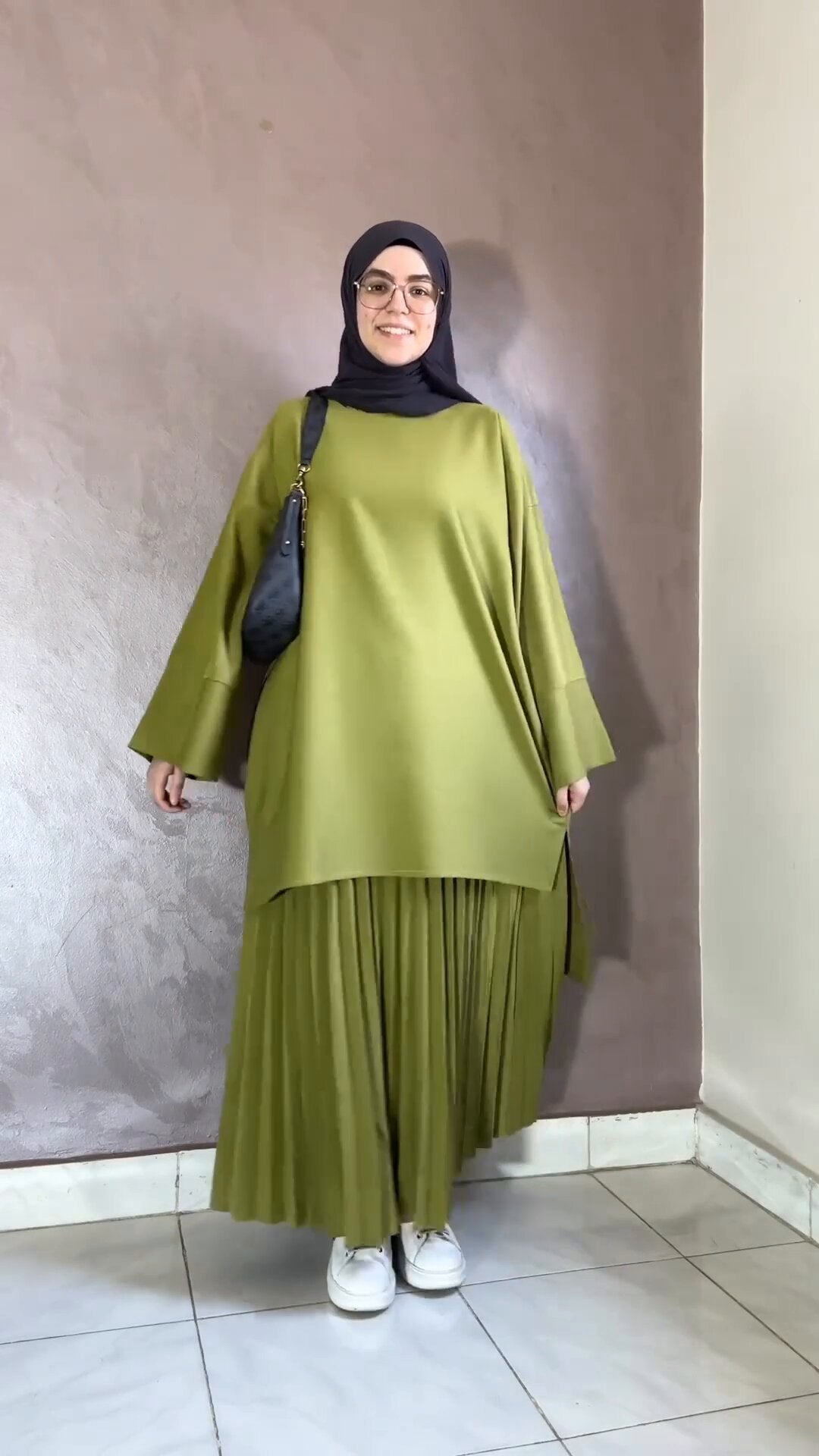 Round Neck Top & Pleated Skirt Set