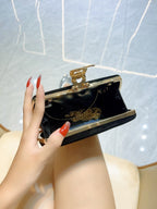 Elegant Evening Velvet Handbag