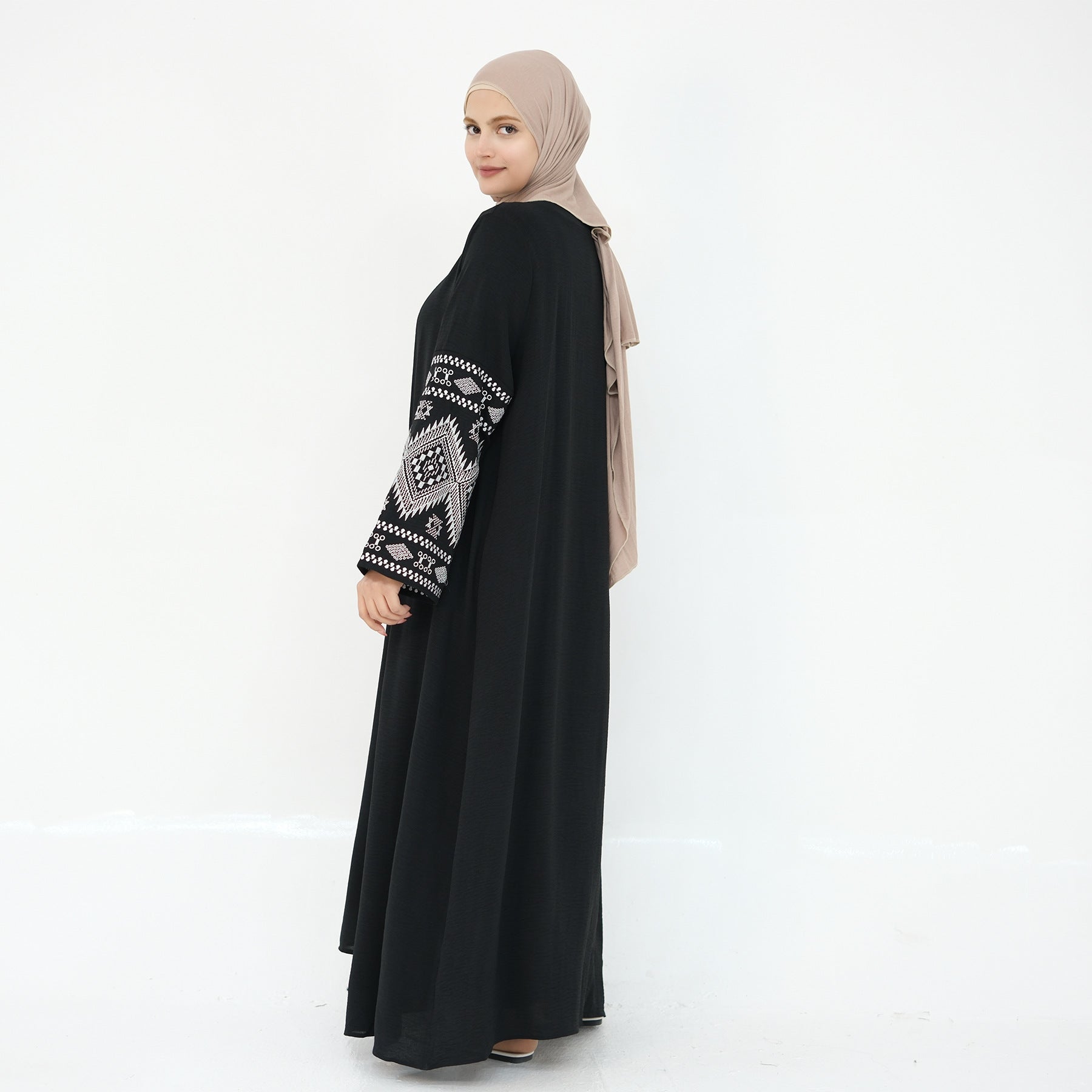 Women Embroidery Kimono Ramadan Abaya