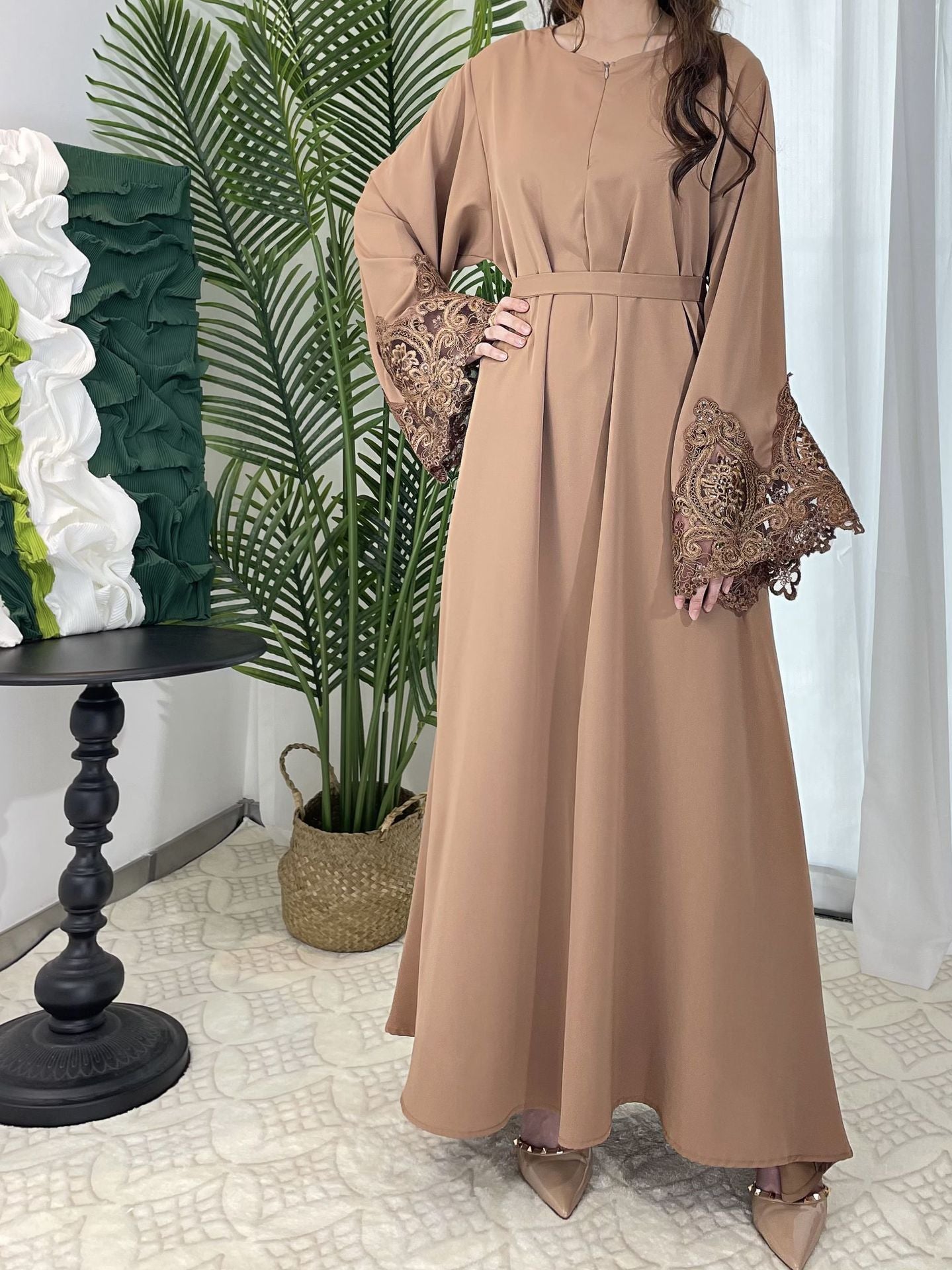 Solid Color Floral Lace Abaya