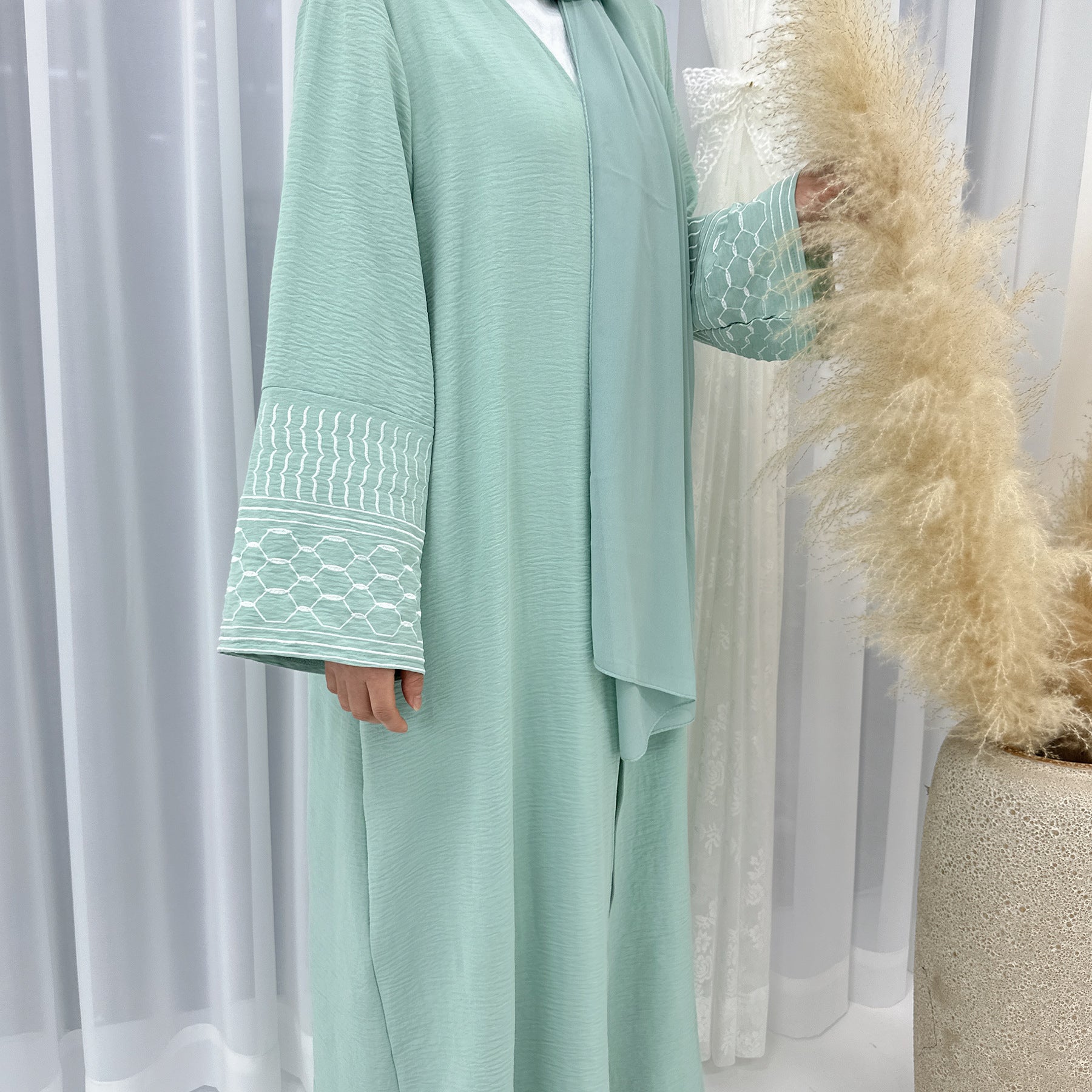Exquisite Geometric Shapes Abaya