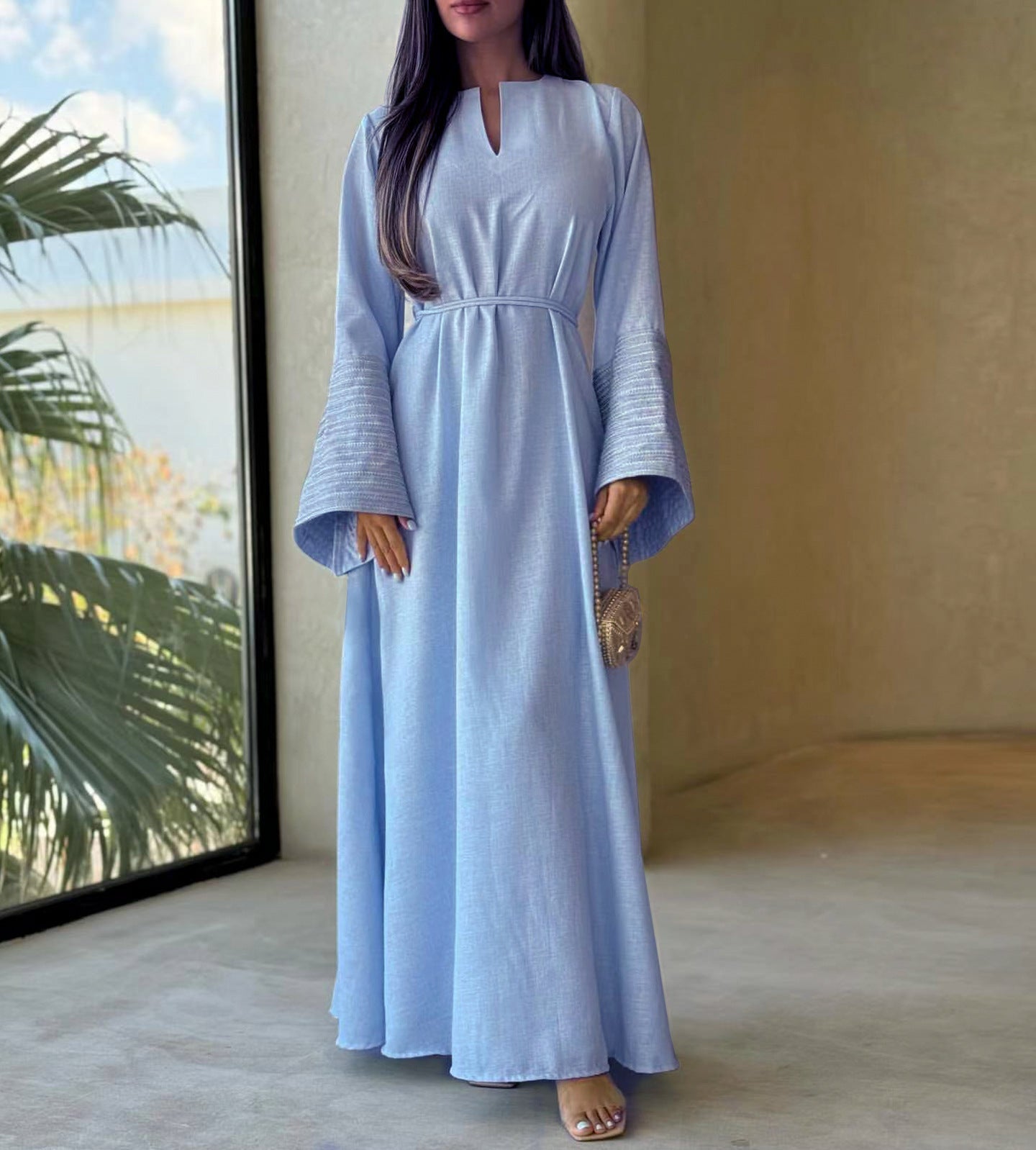 V-neck Abaya