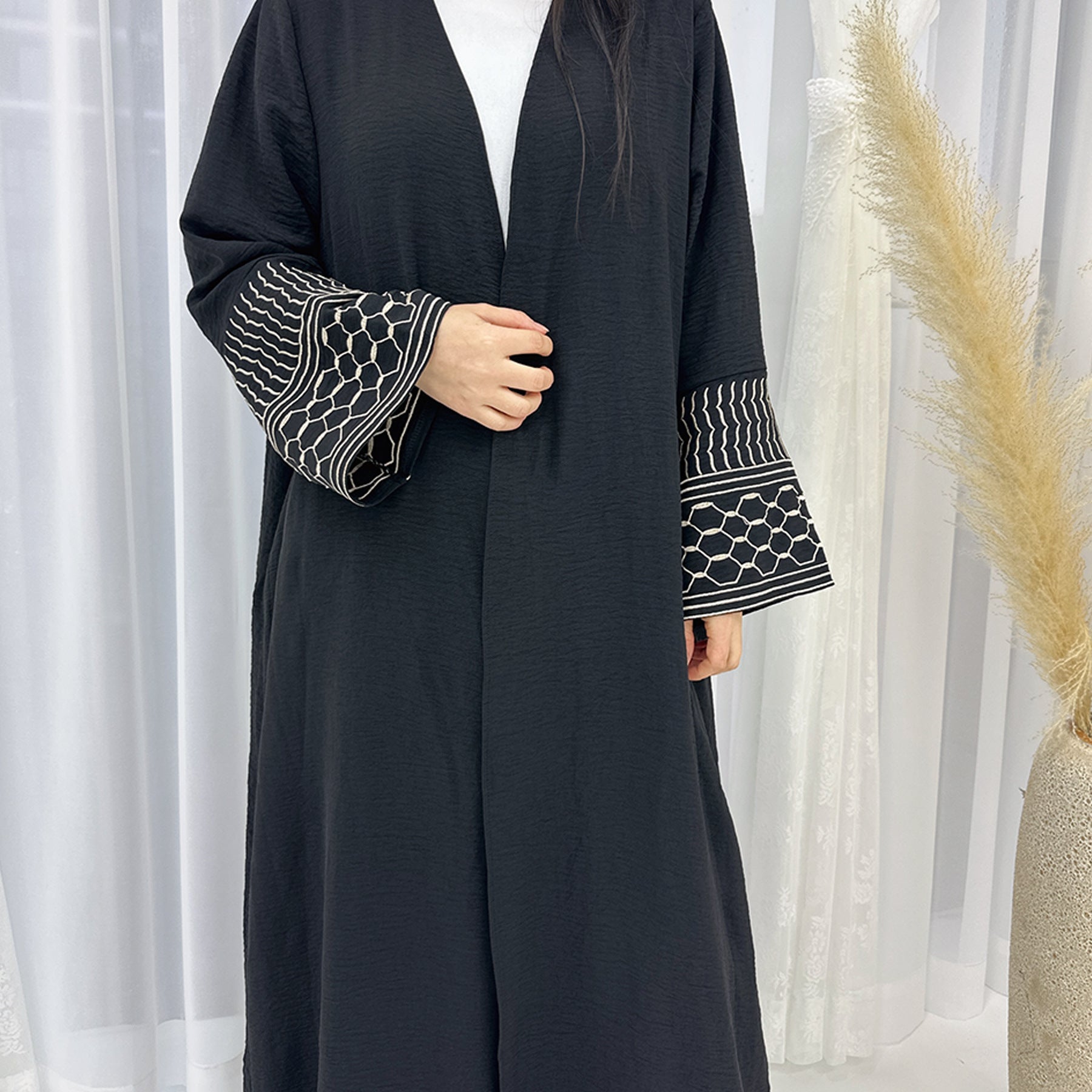 Exquisite Geometric Shapes Abaya