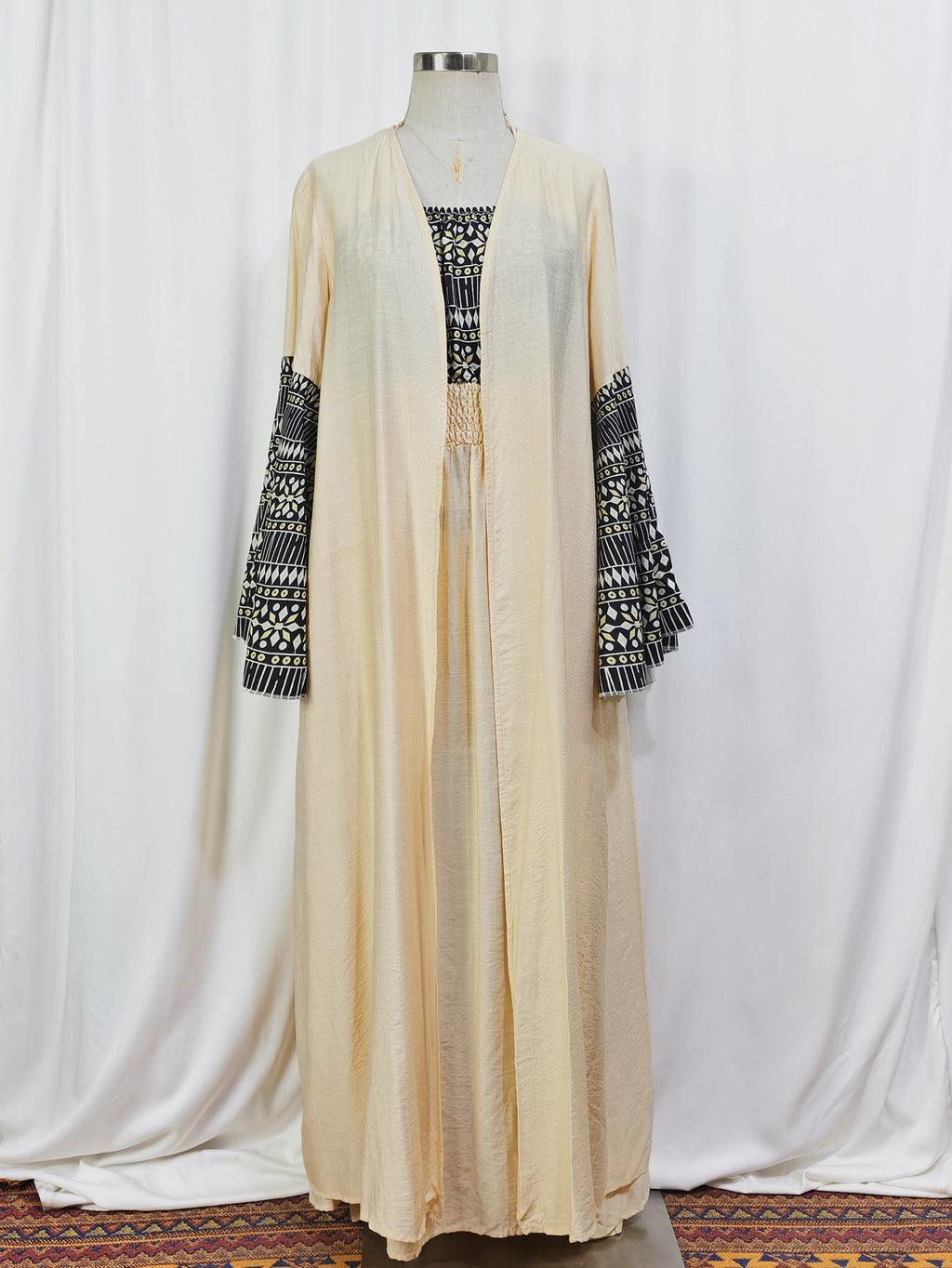 Printed Cardigan Halter Top 2PCS Abaya