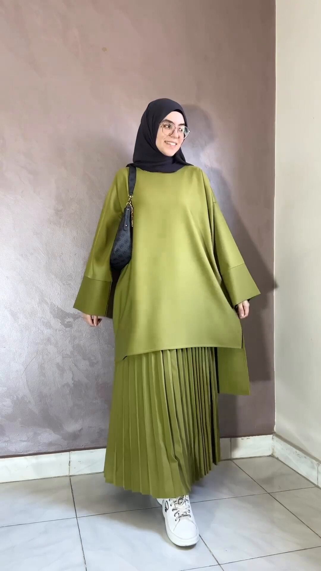 Round Neck Top & Pleated Skirt Set