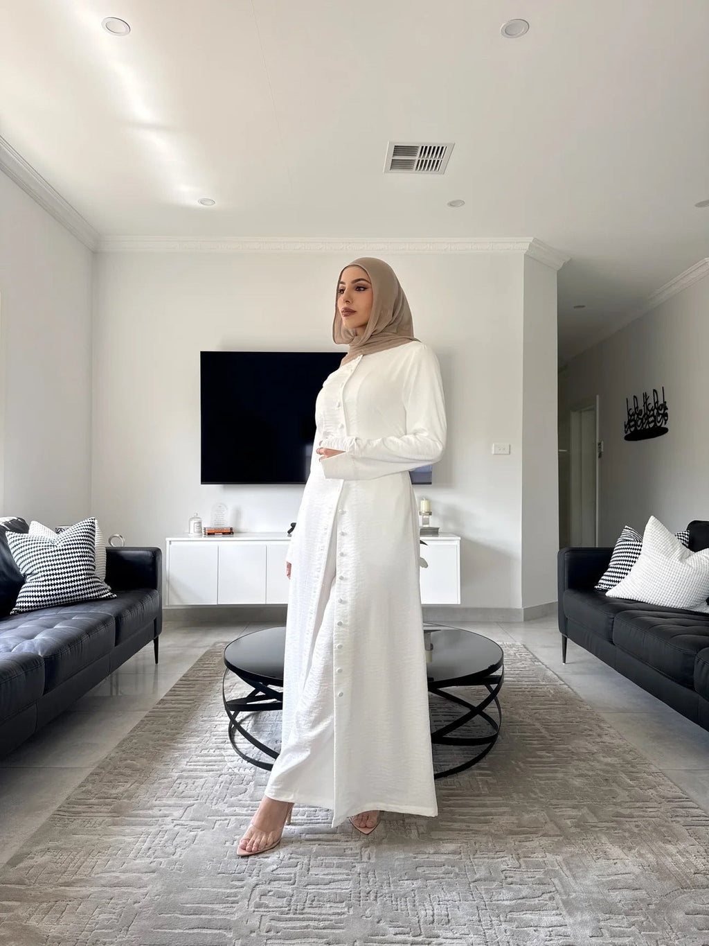 Solid Color Two-Piece Button Abaya