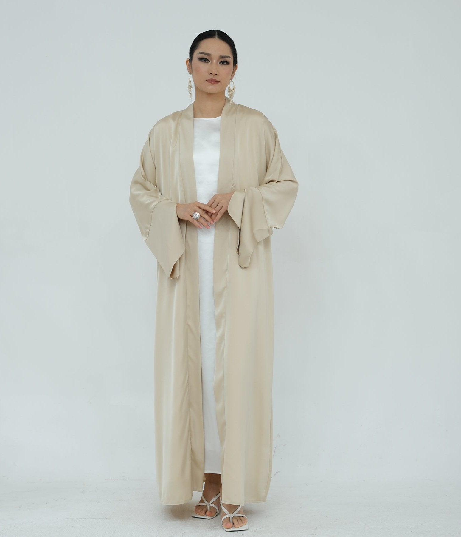 Elegant Lace Up Cardigan Abaya